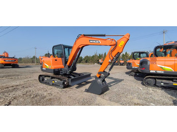 Mini pelle DOOSAN DX60