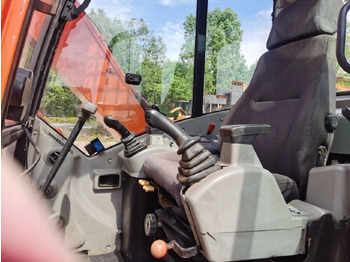 Pelle sur chenille DOOSAN DX75