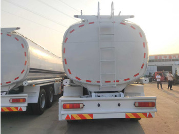 Camion citerne SINOTRUK HOWO Fuel Tank: photos 5 Camion citerne SINOTRUK HOWO Fuel Tank: photos 5
