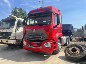 Tracteur routier SINOTRUK HOWO