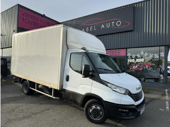 Fourgon IVECO Daily 35c16