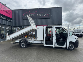 Véhicule utilitaire benne RENAULT Master 2.8