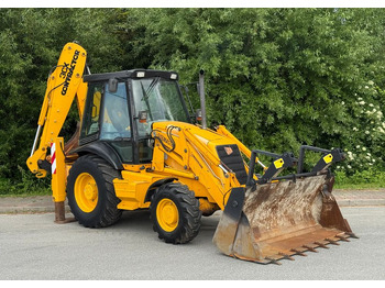 Tractopelle JCB 3CX