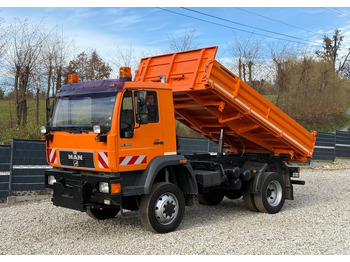 Camion benne UNIMOG