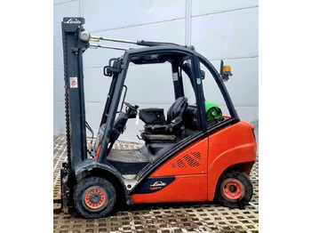 Chariot élévateur à gaz Linde H 25 T - 02: photos 2 Chariot élévateur à gaz Linde H 25 T - 02: photos 2