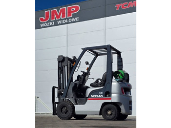 Chariot élévateur à gaz NISSAN