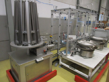 Machine d'emballage et de conditionnement