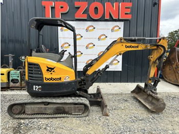 Mini pelle BOBCAT E26