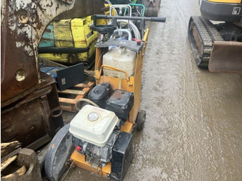 Matériel de chantier HUSQVARNA