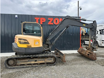 Pelle sur chenille VOLVO ECR88D