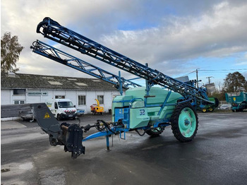 Pulvérisateur traîné BERTHOUD