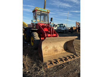 Chargeuse sur pneus HANOMAG