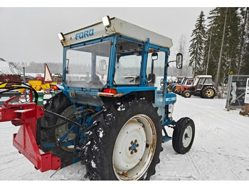 Tracteur agricole Ford 4110 traktori - Katso video!: photos 4