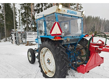 Tracteur agricole Ford 4110 traktori - Katso video!: photos 3