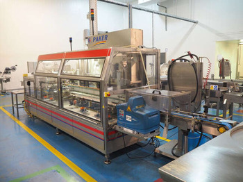 Machine d'emballage et de conditionnement