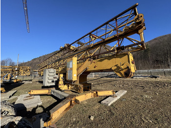 Grue à tour LIEBHERR