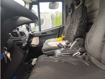 Crédit-bail IVECO EUROCARGO 140E25 IVECO EUROCARGO 140E25: photos 4