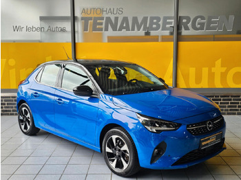 Voiture OPEL