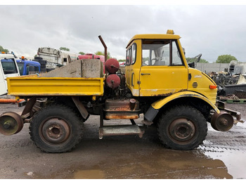 Véhicule de voirie/ Spécial Mercedes-Benz UNIMOG 406B: photos 5 Véhicule de voirie/ Spécial Mercedes-Benz UNIMOG 406B: photos 5