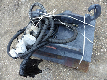 Attache rapide OilQuick OQ80  Schnellwechsler  SWE  (netto 5000,00 Euro): photos 4