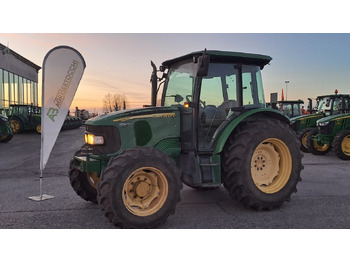 Tracteur agricole JOHN DEERE 5820