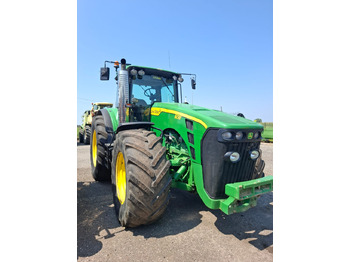 Tracteur agricole JOHN DEERE 8030 Series