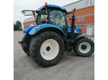 Tracteur agricole NEW HOLLAND