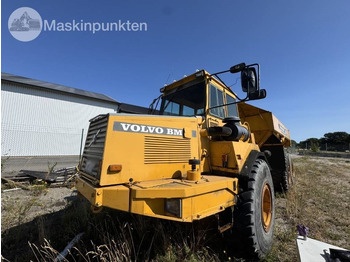 Tombereau articulé VOLVO A25C