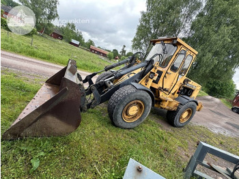 Chargeuse sur pneus VOLVO 4300