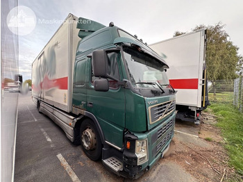 Camion fourgon VOLVO FM9 300