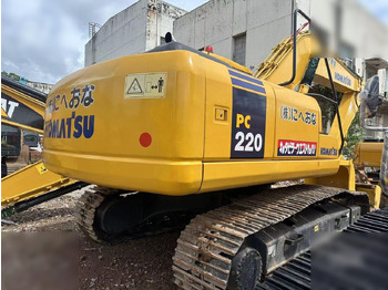Pelle sur chenille KOMATSU PC220-7