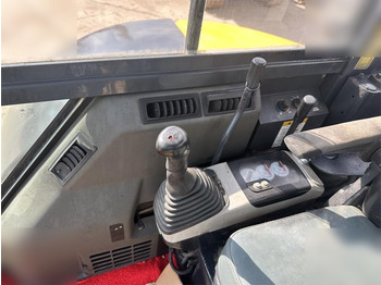 Mini pelle KOMATSU PC55MR-2: photos 5