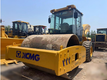 Compacteur XCMG XS223J