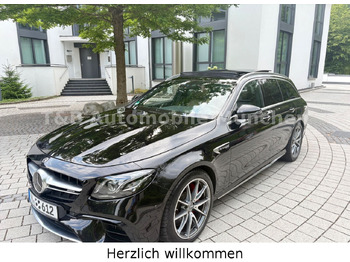 Voiture MERCEDES-BENZ