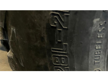 Crédit-bail New Holland BB9090 Plus  New Holland BB9090 Plus: photos 4