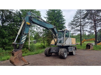Pelle sur pneus VOLVO EW140