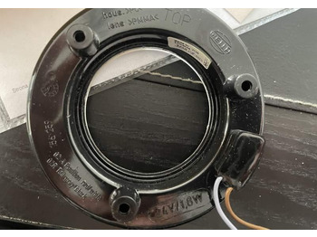 Feu arrière pour Camion Scania New Century: photos 2