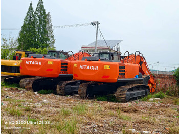 Pelle sur chenille HITACHI