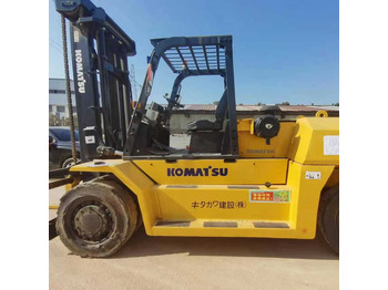 Chariot élévateur KOMATSU