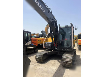 Pelle sur chenille VOLVO EC140