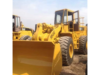 Chargeuse sur pneus CATERPILLAR