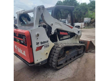 Chargeuse sur pneus BOBCAT T590
