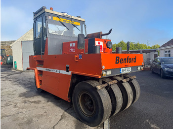 Compacteur à pneus BOMAG