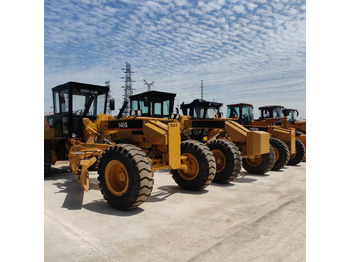 Niveleuse CATERPILLAR 140G