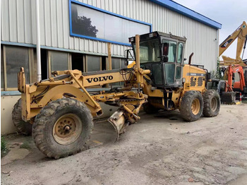 Niveleuse VOLVO