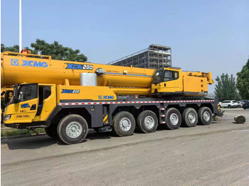 Grue mobile XCMG XCA200