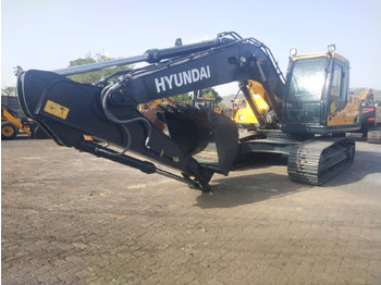 Pelle sur chenille HYUNDAI R210