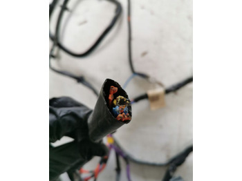 Câble/ Fil pour Camion INSTALACJA ZDERZAKA VOLVO FL EURO 6: photos 2 Câble/ Fil pour Camion INSTALACJA ZDERZAKA VOLVO FL EURO 6: photos 2