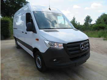 Véhicule utilitaire MERCEDES-BENZ Sprinter 317