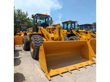Pelle sur pneus CATERPILLAR 966H